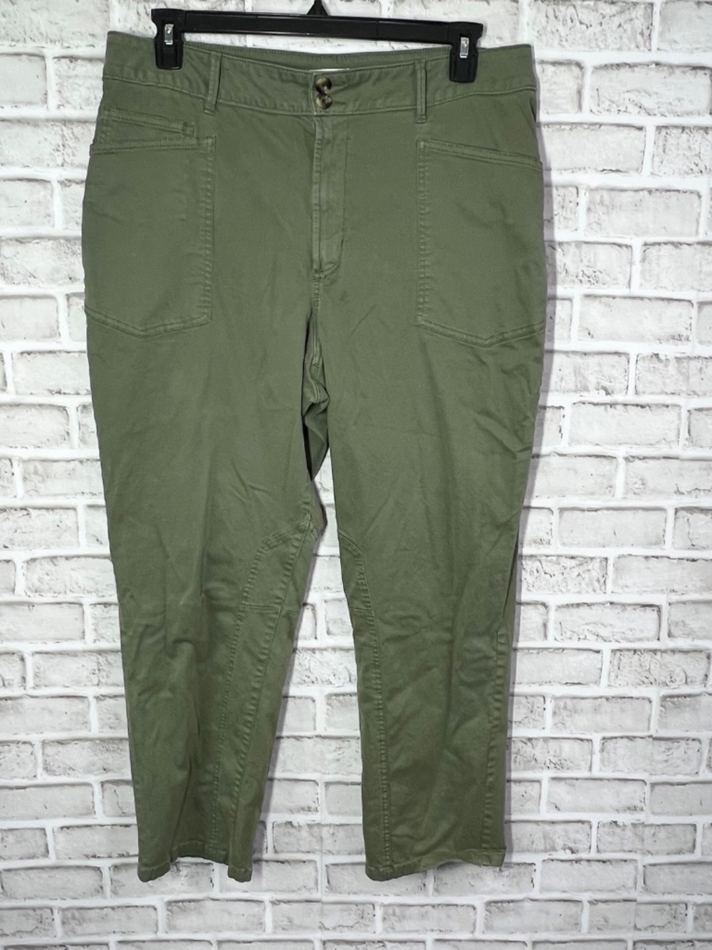 |•SONOMA•| Army Green Pants Plus Size 18 - Picture 2 of 7